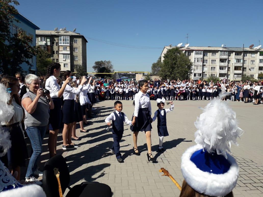 Жазғы демалысты артқа тастап тағы да бір оқу жылын бастадық. 2018-2019 оқу жылы